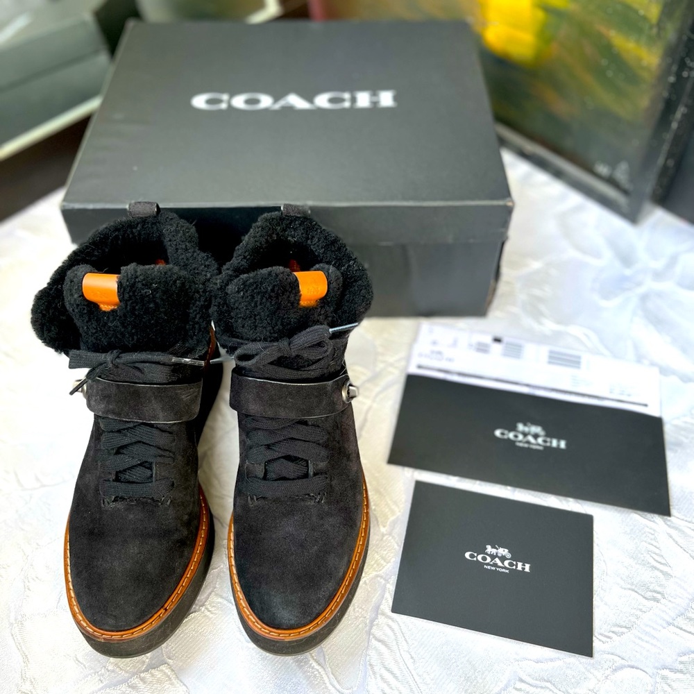 Coach Urban Hiker Boots EUC IN BOX